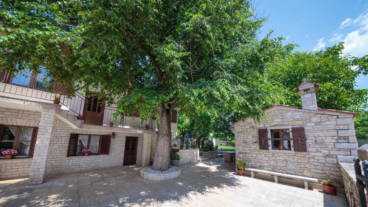 Apartments Mirjana 1655 Kanfanar Buitenkant foto
